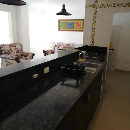 Apartamento Apto Amoblado Barrio Alpes