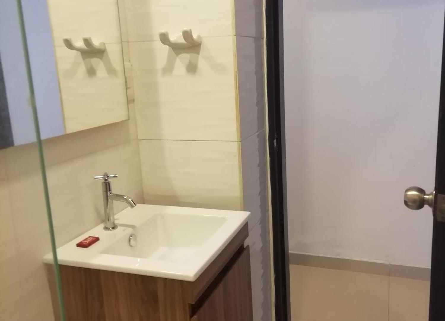 Apto Amoblado Barrio Alpes Apartamento